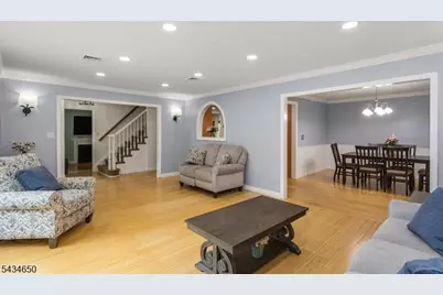 596 Terhune Dr, Wayne, NJ 07470 - Photo 7