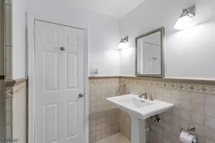596 Terhune Dr, Wayne, NJ 07470 - Photo 37