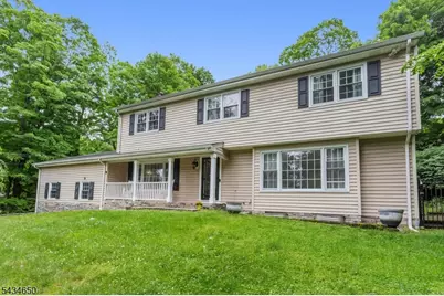 596 Terhune Dr, Wayne, NJ 07470 - Photo 3