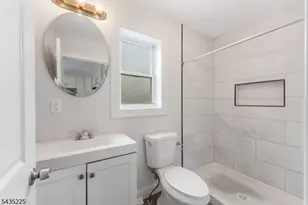 335 Henry St, Orange, NJ 07050 - Photo 15