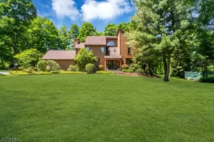 20 Heather Ln, Bernards Township, NJ 07920 - Photo 1