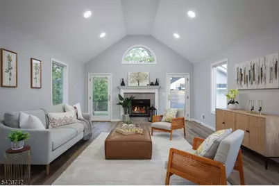 81 Hutchinson St, Clark Township, NJ 07066 - Photo 15