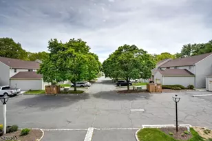 615 Revere Ct, Raritan Township, NJ 08822 - Photo 27