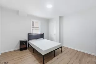 64 Willoughby St, Newark, NJ 07112 - Photo 15