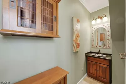 385 Berkeley Ave, Bloomfield, NJ 07003 - Photo 27