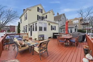 385 Berkeley Ave, Bloomfield, NJ 07003 - Photo 29