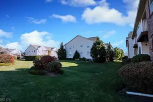 22 Frankie Ln, East Hanover Township, NJ 07936 - Photo 21