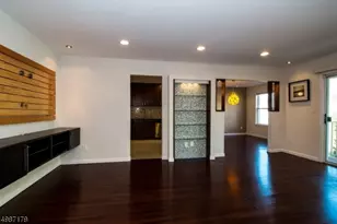 22 Frankie Ln, East Hanover Township, NJ 07936 - Photo 7