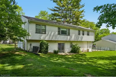 22 Marlton Dr, Wayne, NJ 07470 - Photo 17