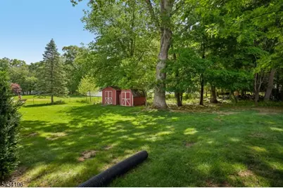 22 Marlton Dr, Wayne, NJ 07470 - Photo 19