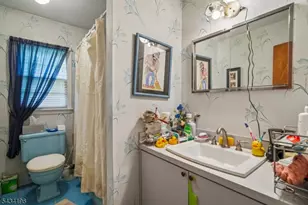 22 Marlton Dr, Wayne, NJ 07470 - Photo 13