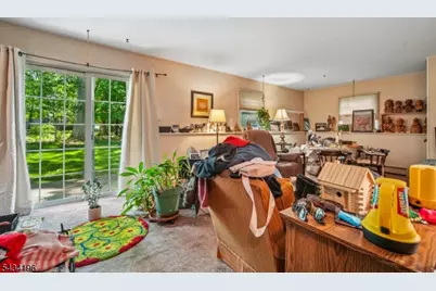 22 Marlton Dr, Wayne, NJ 07470 - Photo 5