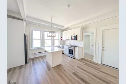 629 B Valley Road #1, Montclair, NJ 07043 - Photo 3