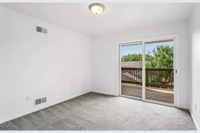 304 Heights Dr, Haledon, NJ 07508 - Photo 15