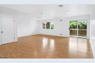 304 Heights Dr, Haledon, NJ 07508 - Photo 13