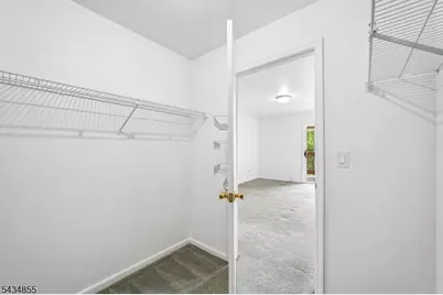304 Heights Dr, Haledon, NJ 07508 - Photo 17