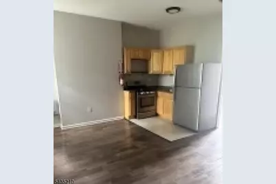 108 Peabody Pl, Newark, NJ 07104 - Photo 11