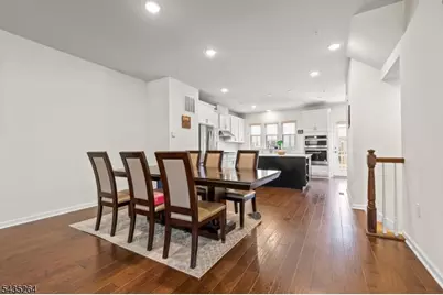 18 Cortland Ct, Livingston Twp., NJ 07039 - Photo 15
