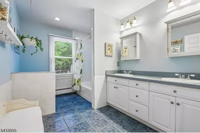 11 Lake Trail East, Wayne, NJ 07470 - Photo 31