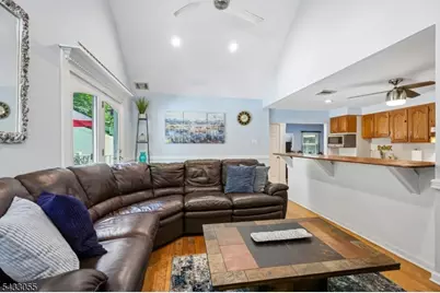 11 Lake Trail East, Wayne, NJ 07470 - Photo 23