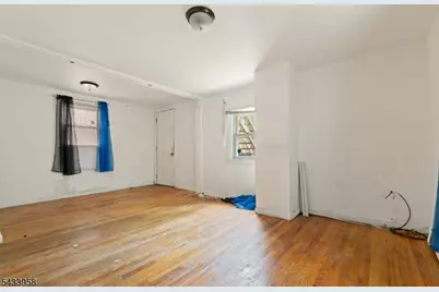 322 E Jersey St, Elizabeth, NJ 07206 - Photo 11