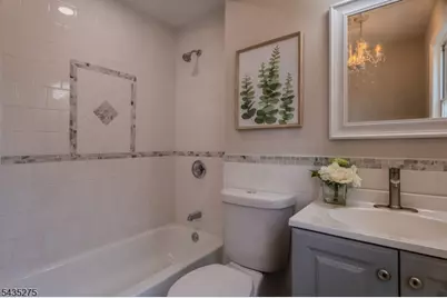 221 N Park St, East Orange, NJ 07017 - Photo 19
