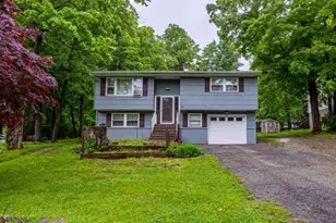 67 Cedar Tree Dr, Vernon, NJ 07422 - Photo 1