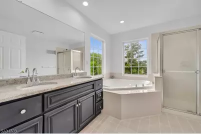 63 Albert Ct, Parsippany, NJ 07054 - Photo 25