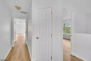 63 Albert Ct, Parsippany, NJ 07054 - Photo 13