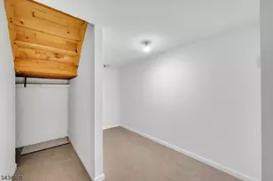 63 Albert Ct, Parsippany, NJ 07054 - Photo 29