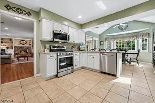4 Amherst Dr, Washington Township, NJ 07853 - Photo 13