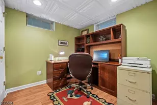 4 Amherst Dr, Washington Township, NJ 07853 - Photo 33