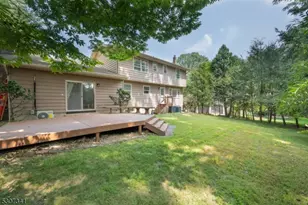 20 Whitewood Dr, Parsippany, NJ 07950 - Photo 33