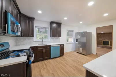 20 Whitewood Dr, Parsippany, NJ 07950 - Photo 13