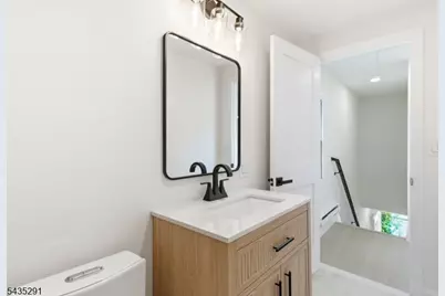 471 Burnside St, Orange, NJ 07050 - Photo 5