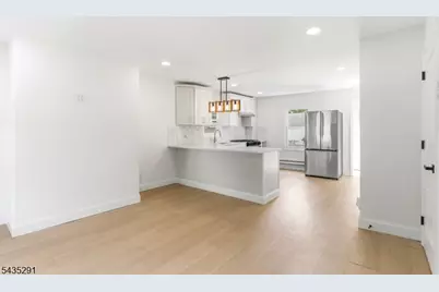 471 Burnside St, Orange, NJ 07050 - Photo 7
