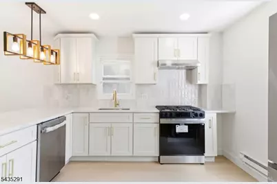 471 Burnside St, Orange, NJ 07050 - Photo 3