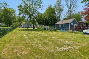 15 Elm St, Mount Olive, NJ 07828 - Photo 25