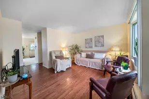 407 Market St, Perth Amboy, NJ 08861 - Photo 3