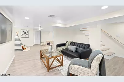 7 S Valley Rd, West Orange Township, NJ 07052 - Photo 19