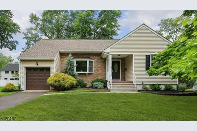 211 Cranford Ave, Cranford Township, NJ 07016 - Photo 1