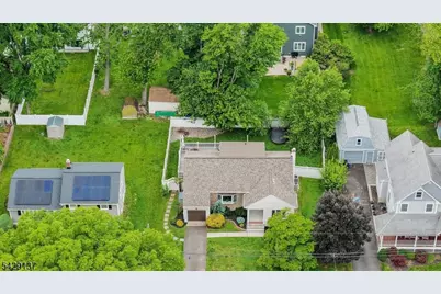 211 Cranford Ave, Cranford Township, NJ 07016 - Photo 3