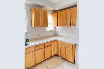 185 Goldsmith Ave #2, Newark, NJ 07112 - Photo 9