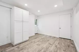 34 Oklahoma Trail, Hopatcong, NJ 07843 - Photo 5