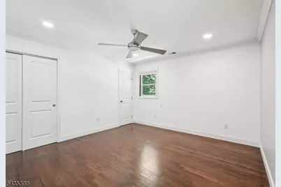 34 Oklahoma Trl, Hopatcong, NJ 07843 - Photo 19