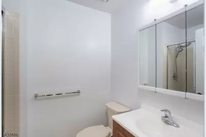 152 Picadilly Pl, Franklin Township, NJ 08873 - Photo 11