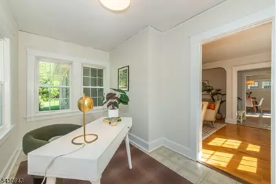 39 Essex Ave, Montclair, NJ 07042 - Photo 19