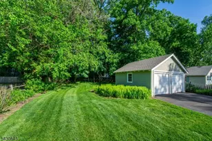 39 Essex Ave, Montclair, NJ 07042 - Photo 47
