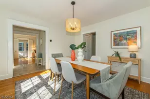 39 Essex Ave, Montclair, NJ 07042 - Photo 9
