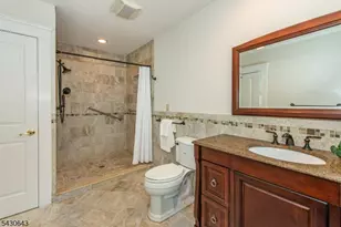 39 Essex Ave, Montclair, NJ 07042 - Photo 29